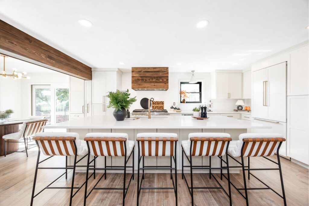 Soft Veins and Rich Grains